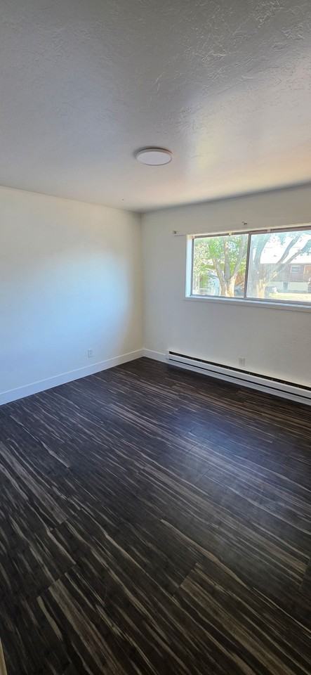 310 Moonlite Drive - Photo 2 of 13