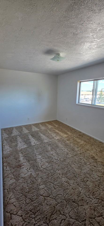 Moonlite Drive Town homes - Photo 4 of 8