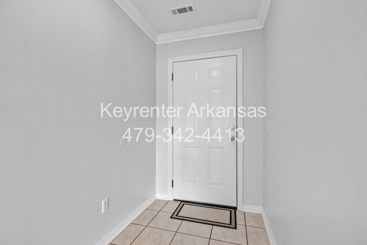 3805 Sw Carriageway Ave - Photo 5 of 29