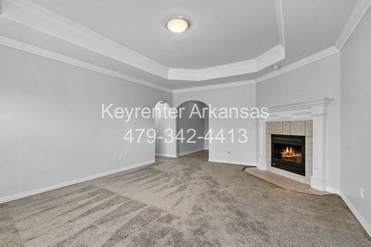 3805 Sw Carriageway Ave - Photo 7 of 29