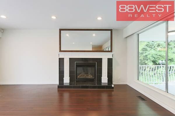 660 Kenwood Road - Photo 5 of 22