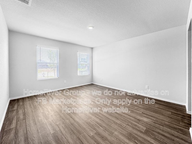 408 Jacks Pl - Photo 6 of 21