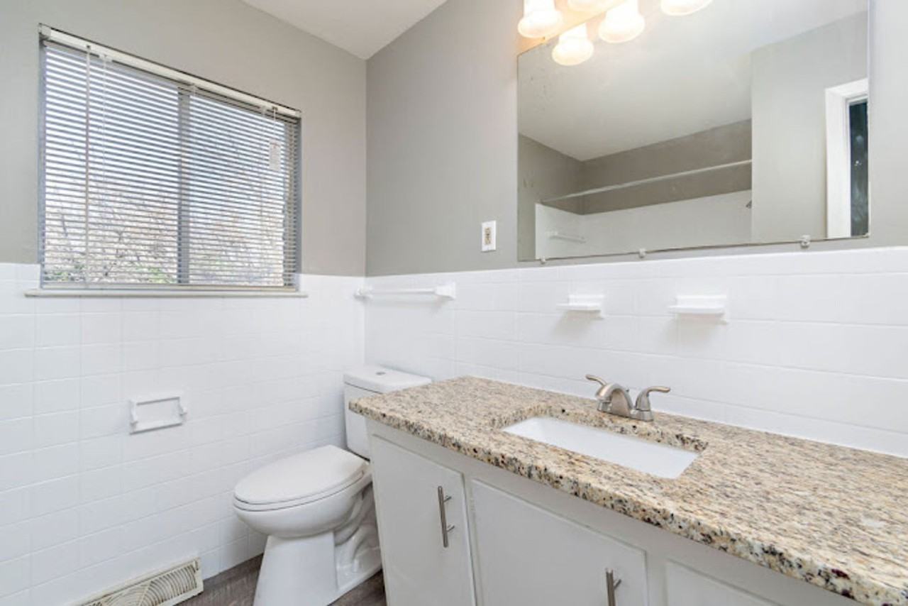 Chapel Hill KC Apartments LLC - Photo 7 of 9