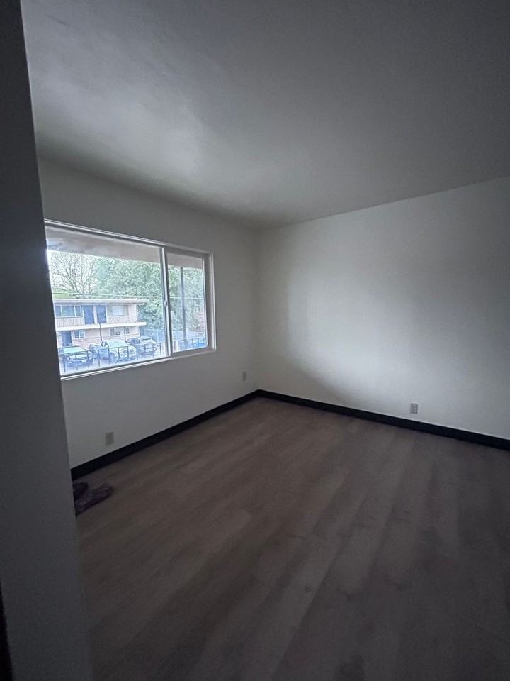 River Park Apartments - Photo 2 of 28