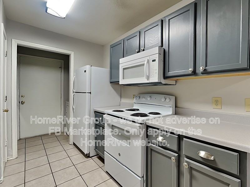 894 Sagewood Trl - Photo 5 of 20