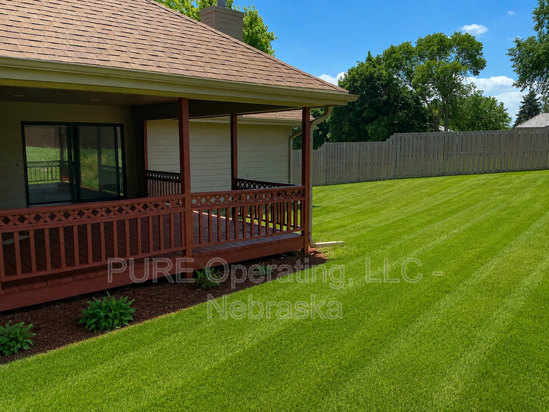 15527 Mason Cir - Photo 3 of 50