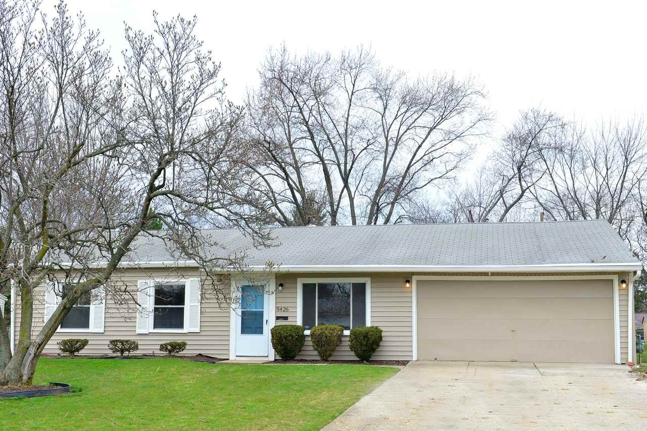 5426 Washburne Rd - Photo 2 of 29