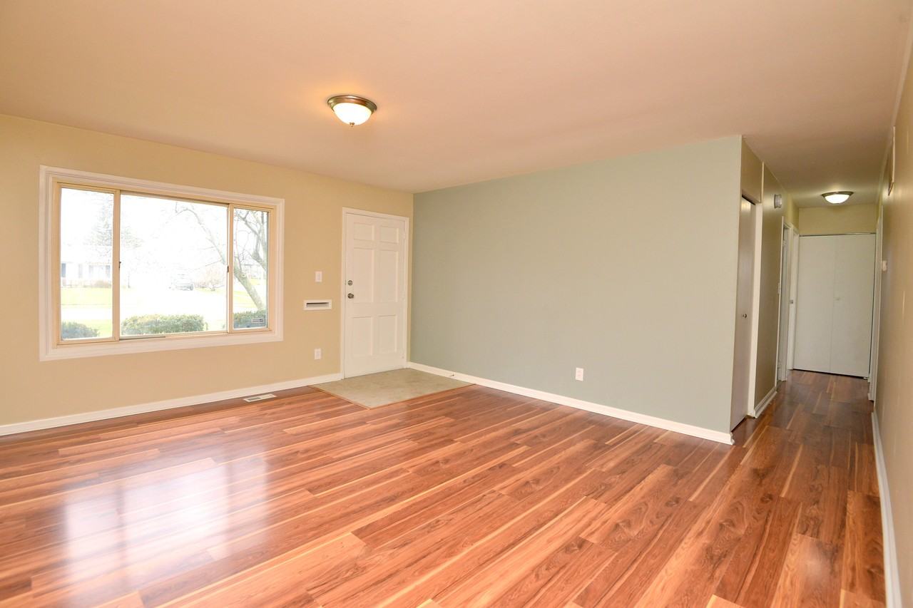 5426 Washburne Rd - Photo 3 of 29