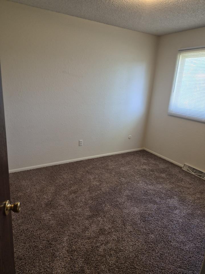 2901 Vermillion Dr - Photo 6 of 10