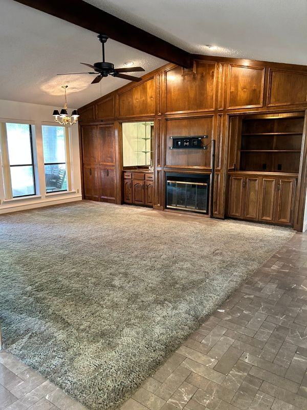 5704 Lands End St - Photo 4 of 37
