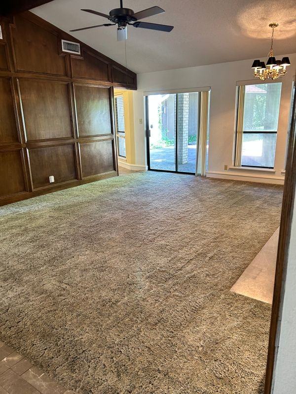 5704 Lands End St - Photo 6 of 37