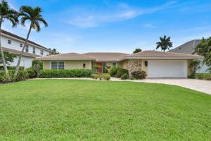 featured image of 656 Binnacle Dr