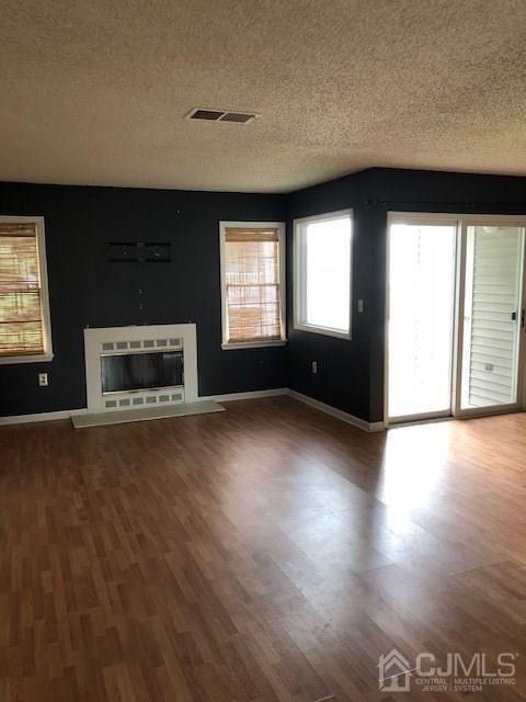 926 Edpas Rd - Photo 2 of 16