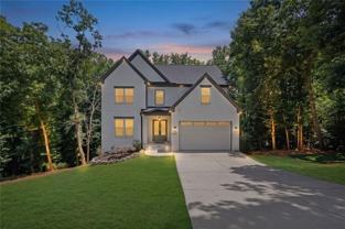 6181 Shoreland Cir - Photo 1 of 1