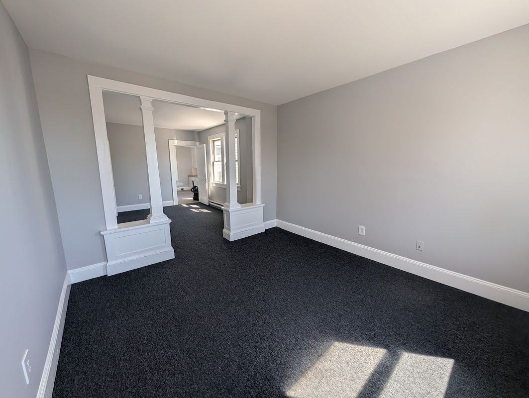 41 Summit Ave - Photo 3 of 8