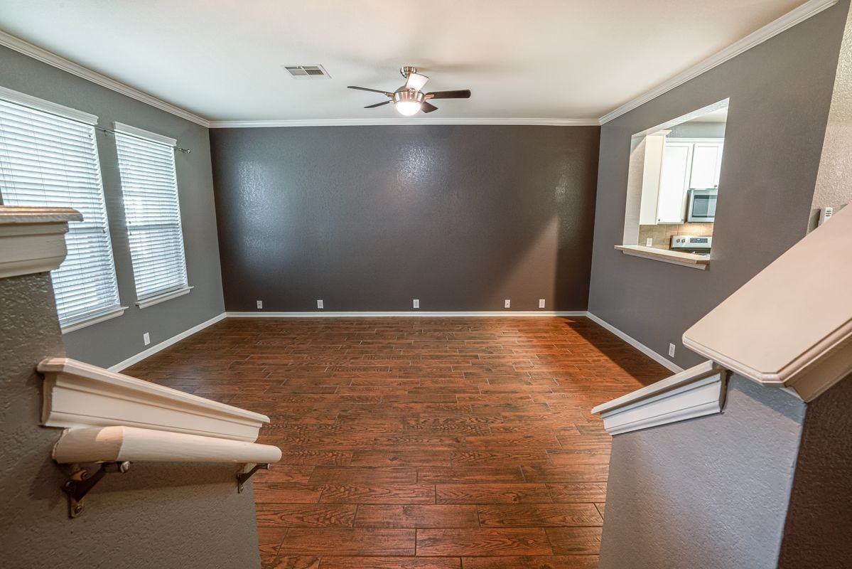 2640 Grayson Way - Photo 3 of 21
