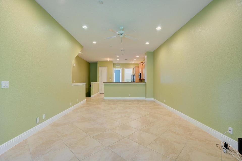 5113 Artesa Way South - Photo 3 of 15