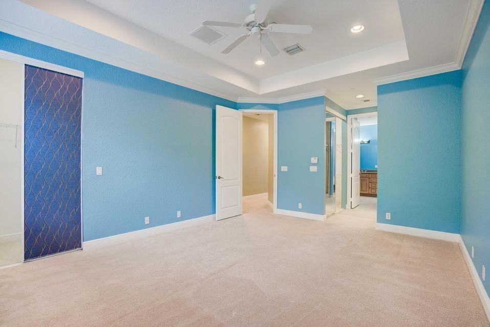 5113 Artesa Way South - Photo 4 of 15