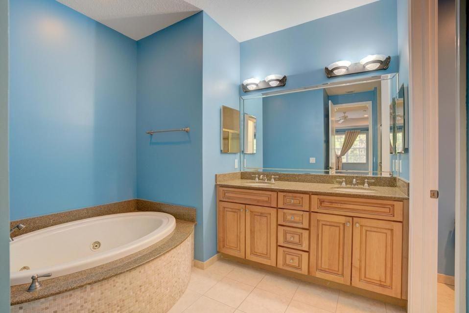 5113 Artesa Way South - Photo 7 of 15