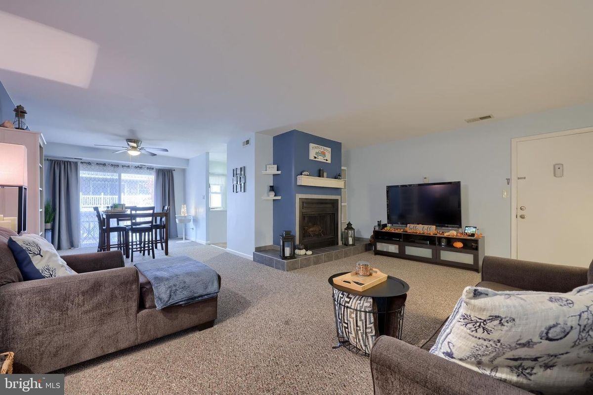 2914 State Hill Rd ##D4 - Photo 4 of 11
