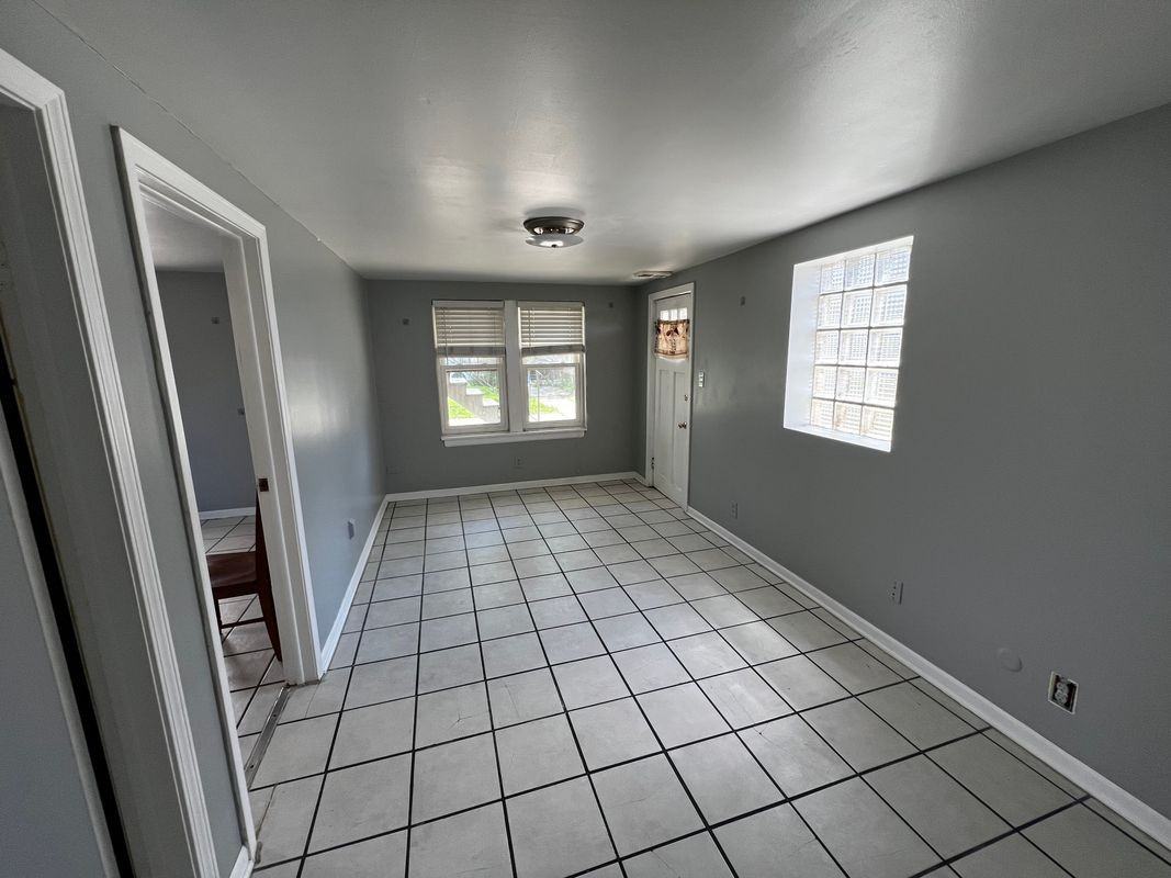 1440 S 49th Ave - Photo 4 of 13