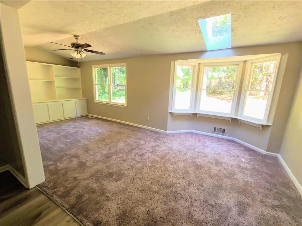 1843 Easter Cody Ct - Photo 4 of 14