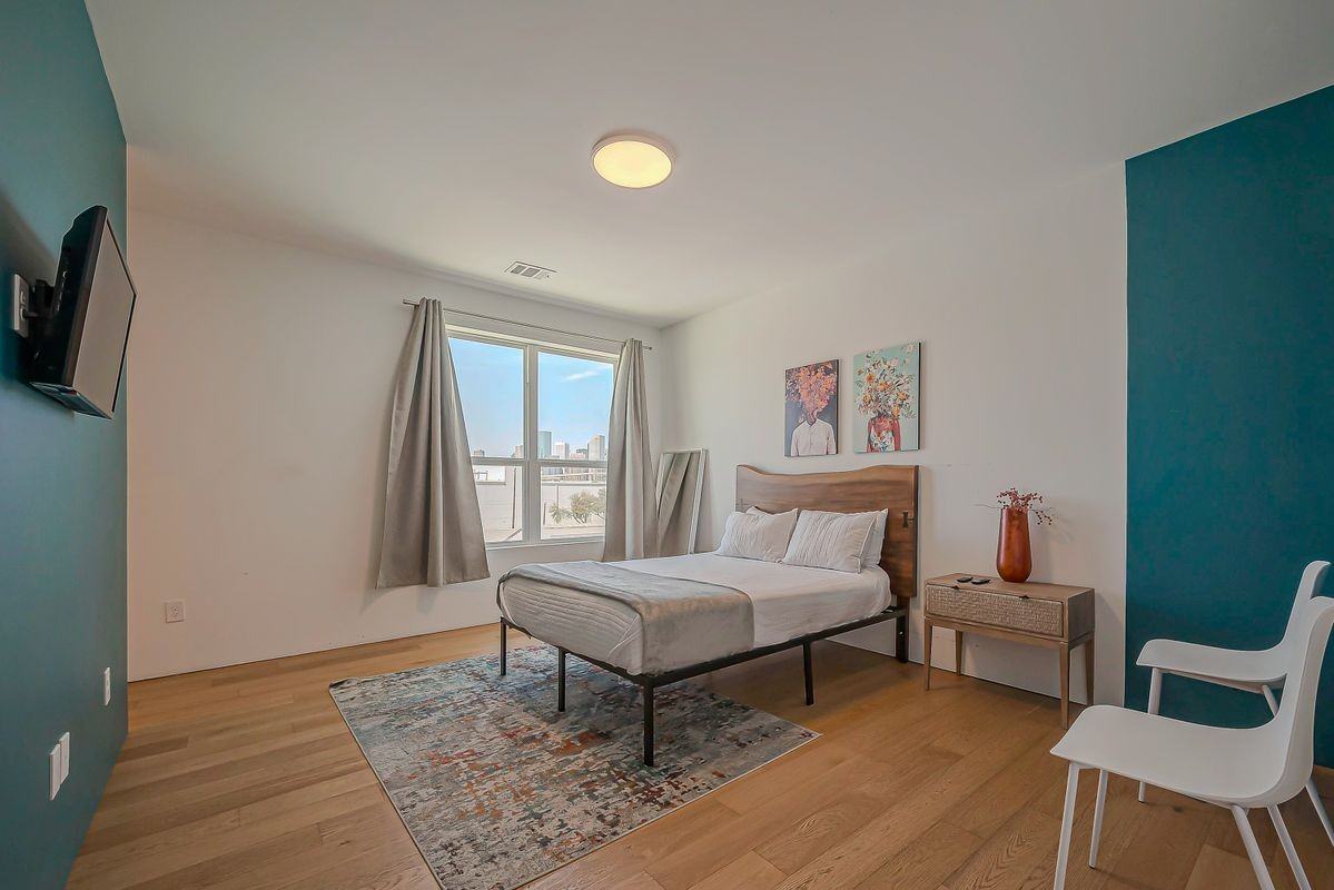 3513 Bell St - Photo 2 of 7