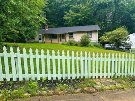 200 Oakley Dr - Photo 1 of 1