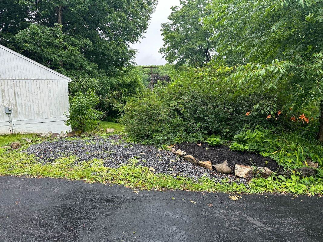 200 Oakley Dr - Photo 3 of 32