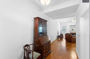 featured image of 2305 Redbud Ln
