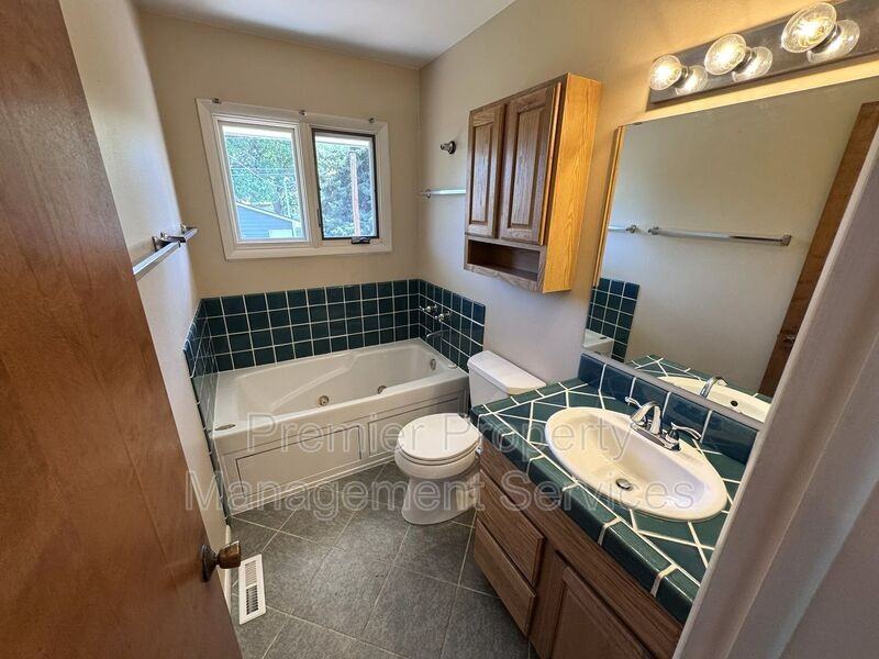 1940 Avenue C - Photo 6 of 25
