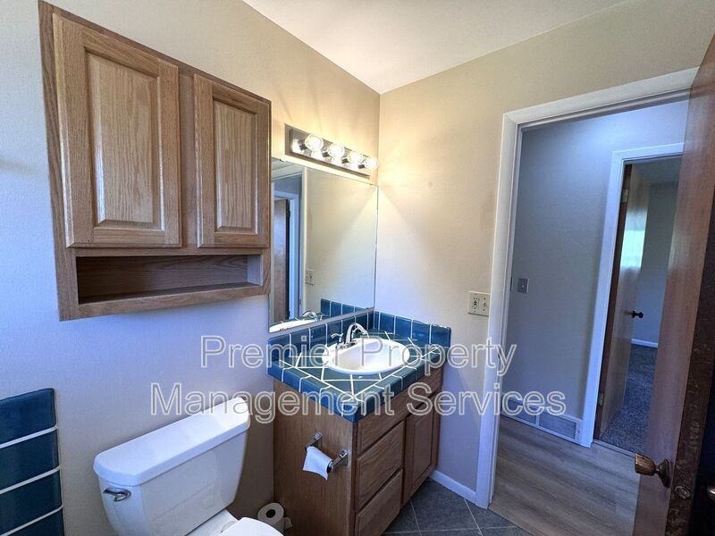 1940 Avenue C - Photo 7 of 25