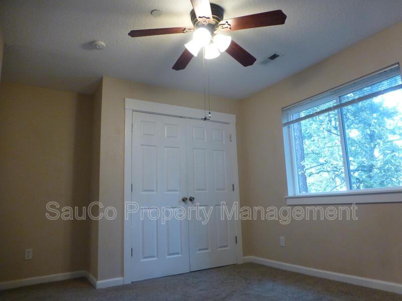 1109 Ne 106th Ave - Photo 3 of 21