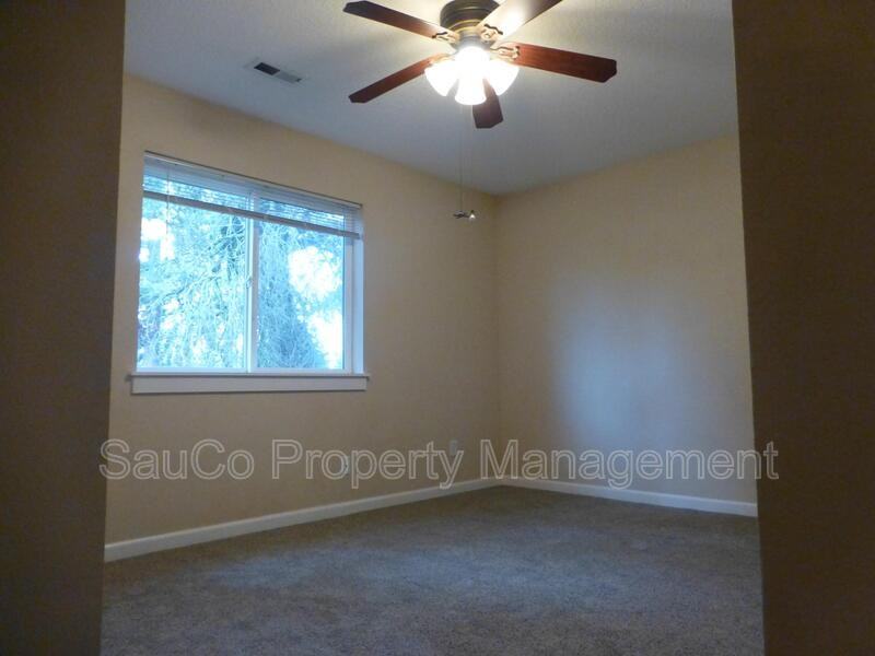 1109 Ne 106th Ave - Photo 4 of 21