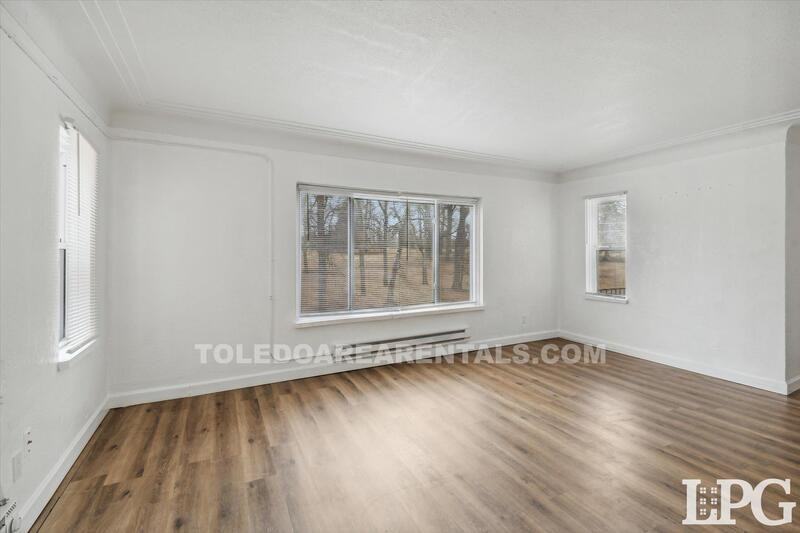 2224 Torrey Hill Dr #5 - Photo 2 of 16