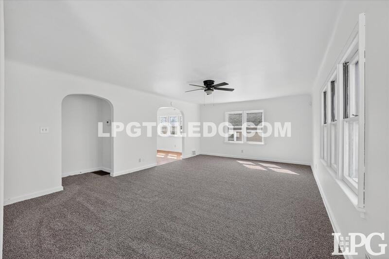 4124 Vermaas Ave - Photo 2 of 16
