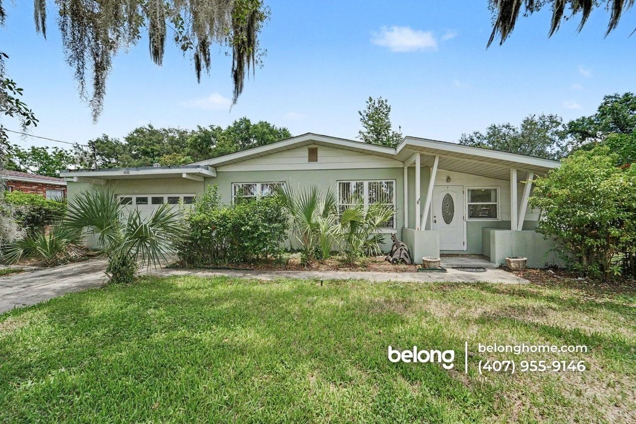 1010 Glenridge Dr - Photo 2 of 18
