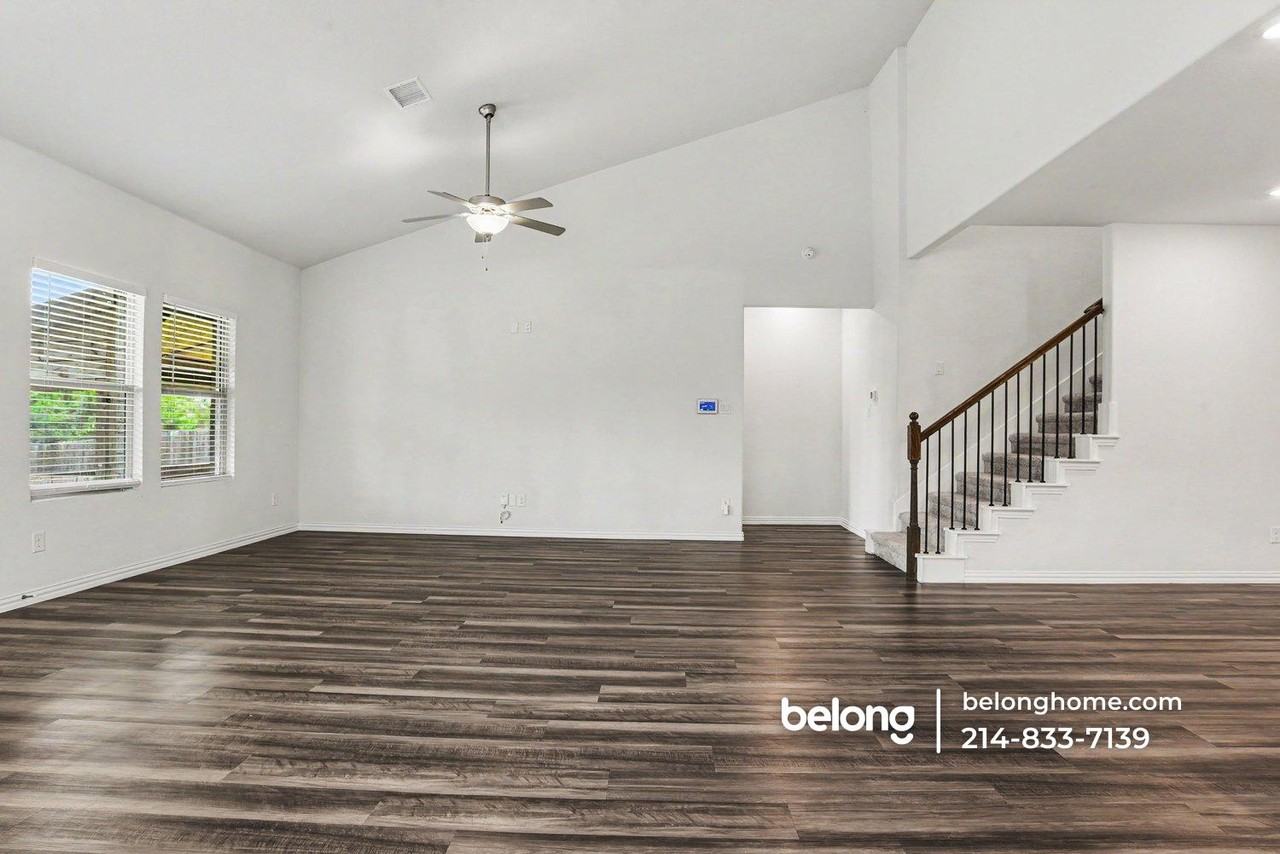 2005 Bailey Way - Photo 3 of 26