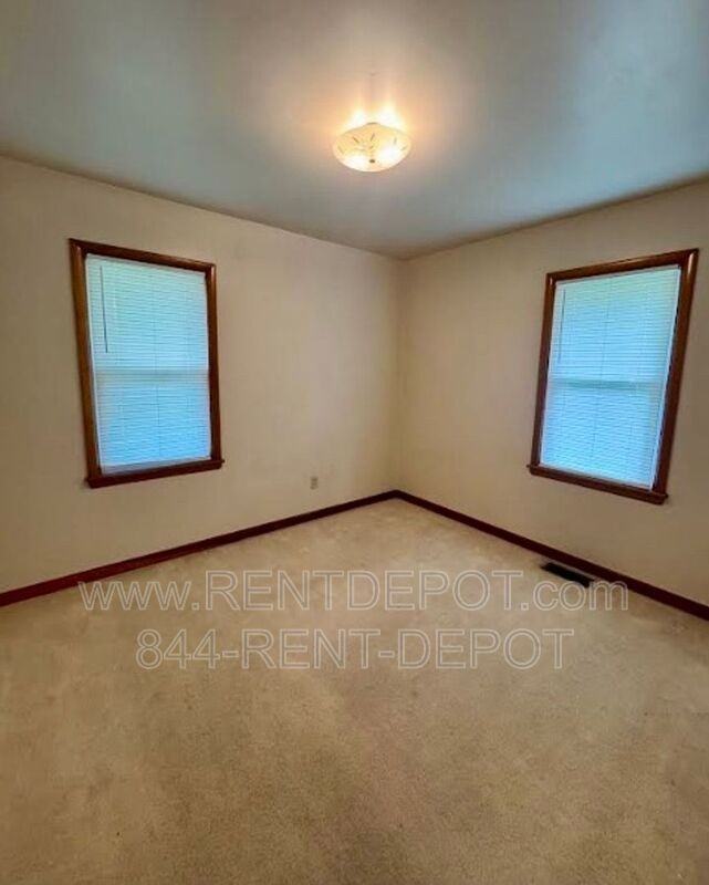 2719 Vogel Rd - Photo 4 of 13
