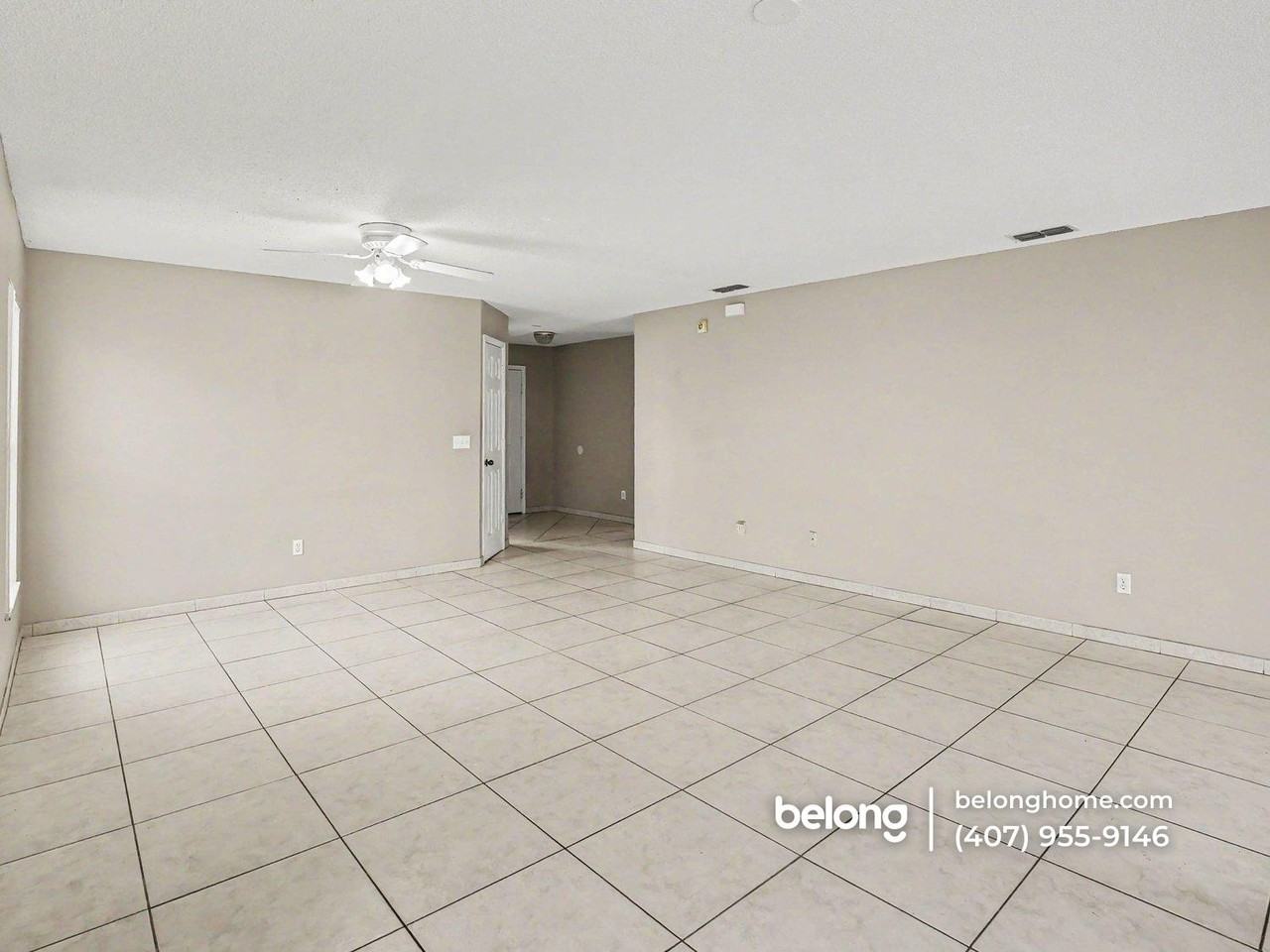 1164 Kempton Chase Pkwy - Photo 2 of 16