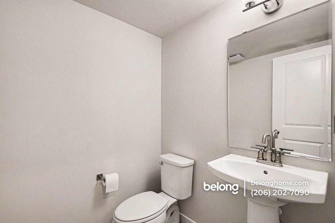 5132 87th Ave Ne - Photo 6 of 15