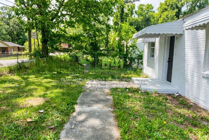163 Munson Dr - Photo 2 of 7