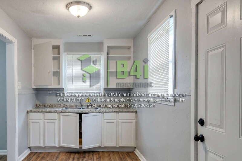 2344 Banks Ave - Photo 4 of 16