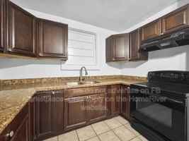featured image of 1645 W 17th St #1