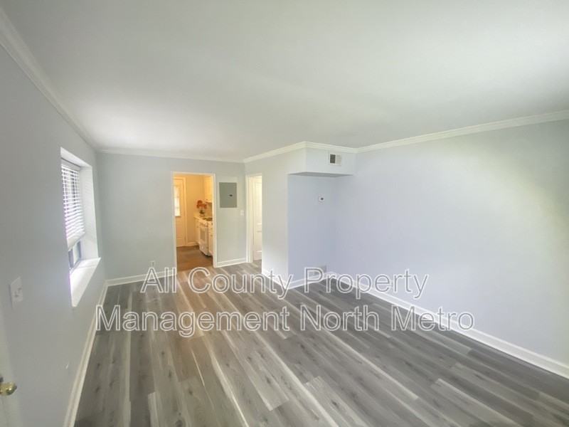 702 Argonne Ave Ne #1 - Photo 2 of 10