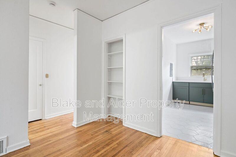 3622 Se Harrison St #02 - Photo 5 of 23