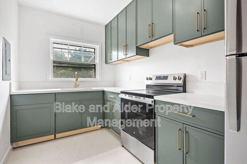 3622 Se Harrison St #02 - Photo 6 of 23