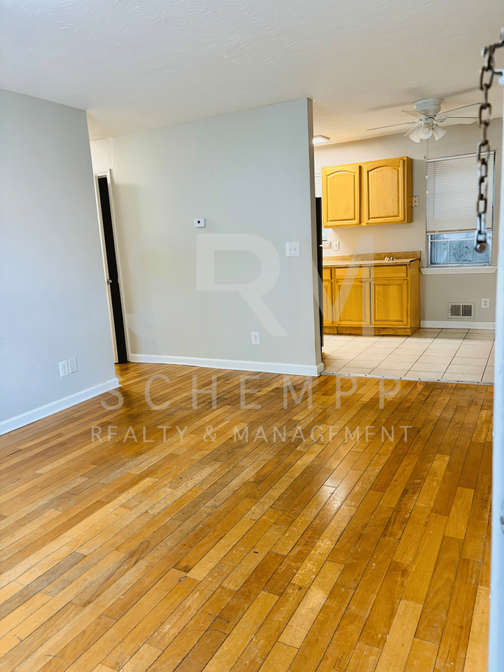 4710 Walnut Grove Ave - Photo 3 of 12