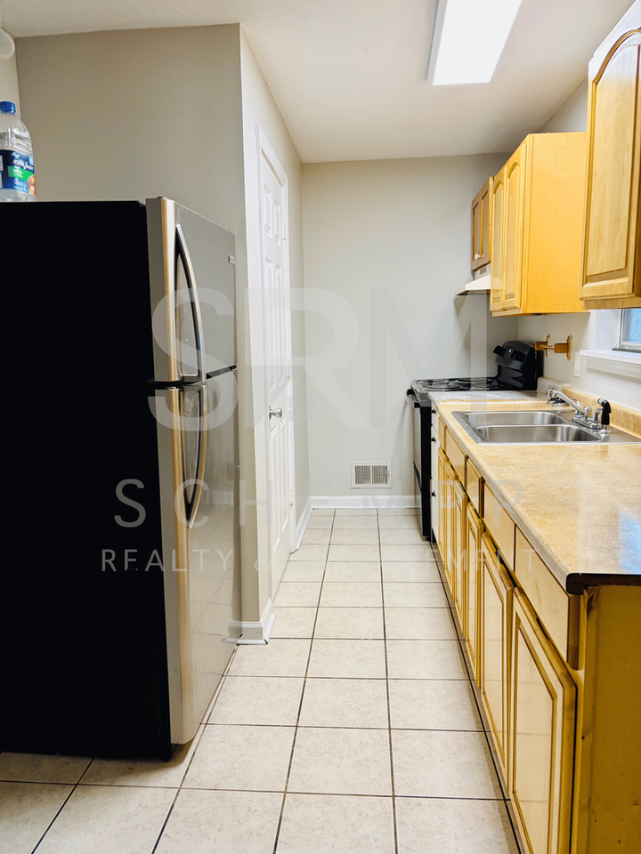 4710 Walnut Grove Ave - Photo 6 of 12