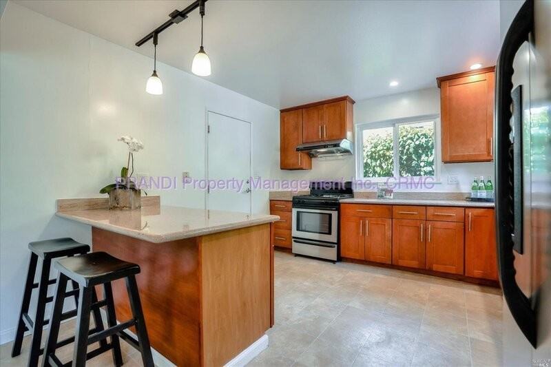 2040 Shady Ln - Photo 2 of 17